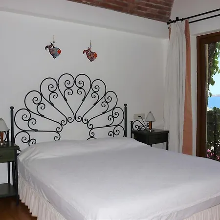 Munahan Hotel *